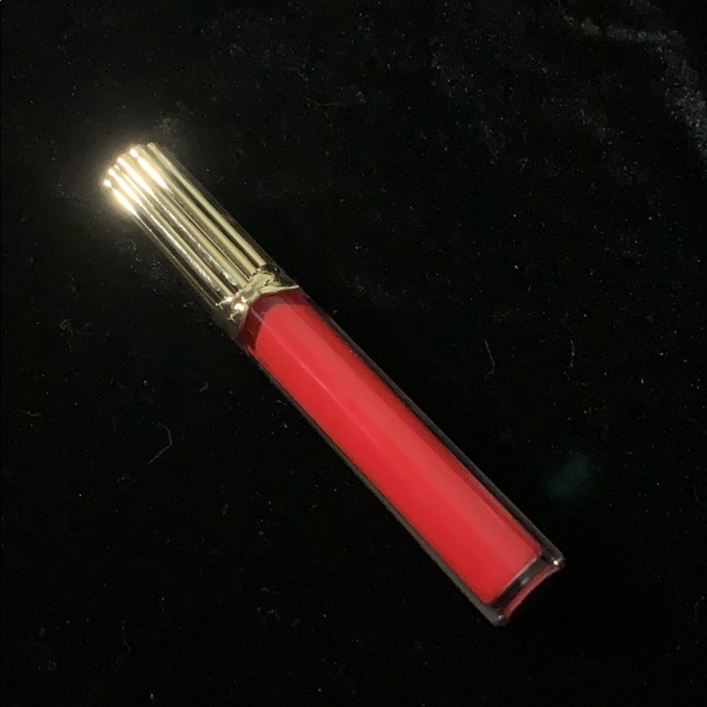Estée Lauder lip gloss